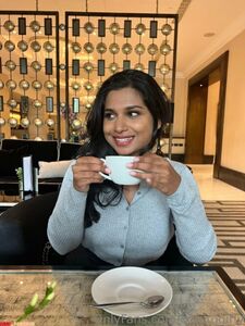 Princess Zara Nude Boobs And Hairy Pussy Onlyfans Leaks Photos