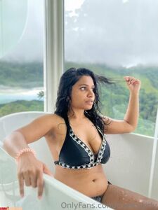 Princess Zara Nude Boobs And Hairy Pussy Onlyfans Leaks Photos