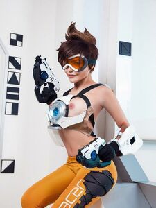 Kalinka Fox Overwatch Tracer Cosplay OnlyFans Set Leaked