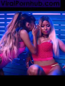 Ariana Grande Nude Leaks