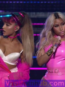 Ariana Grande Nude Leaks