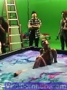 Ariana Grande Nude Leaks