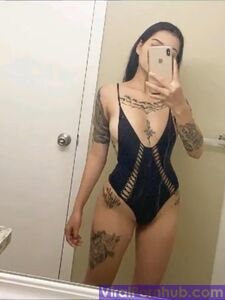 Bella Poarch almost Nudes