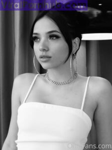 Mariana Cruz Onlyfans Leaks Nude Album - Paid Leaks