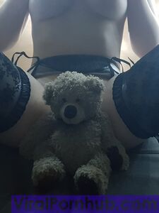 mini loona Onlyfans Leaks Latest Photoset