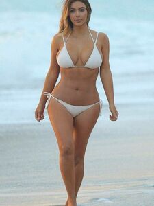 Kim Kardashian Candid Bikini Beach Set Leaked