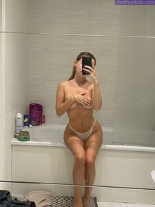 Honeyl Onlyfans Latest Premium Leaks