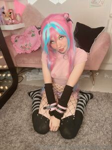 Belle Delphine Nude Bubble Gum Emo Onlyfans Set Leaked