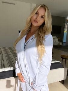 Kinsey Wolanski Exclusive Onlyfans Leaked Nudes