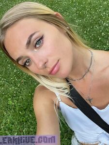 Dani Fae aka TheDanii exclusive onlyfans leaked nudes