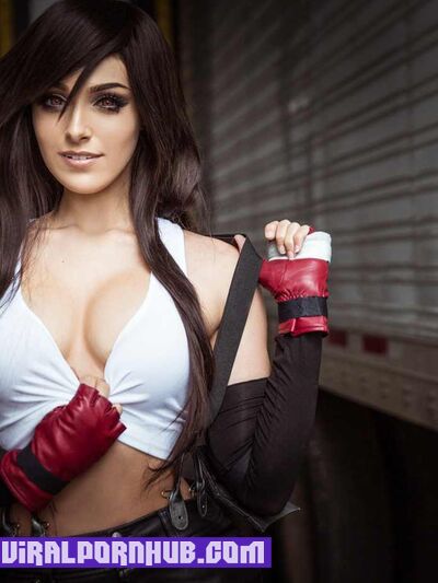 Vixence Tifa Lockhart Nude Photos