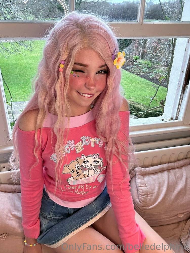 Belle Delphine Nude Cute In Pink Onlyfans Set Leaked