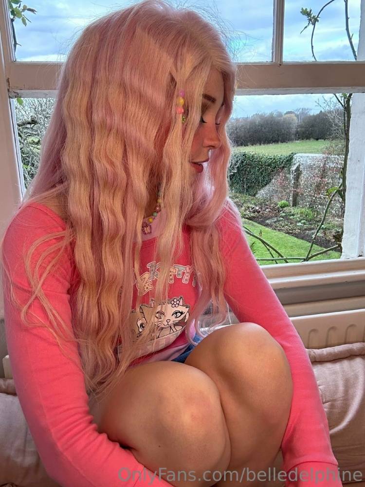 Belle Delphine Nude Cute In Pink Onlyfans Set Leaked
