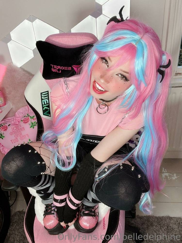 Belle Delphine Nude Bubble Gum Emo Onlyfans Set Leaked