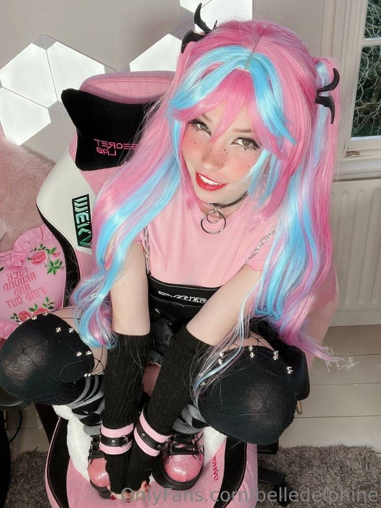 Belle Delphine Nude Bubble Gum Emo Onlyfans Set Leaked