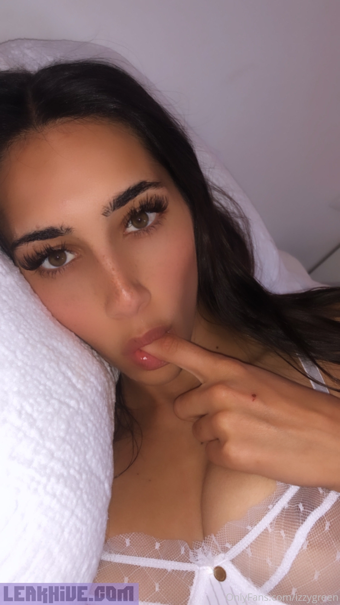 izzygreen exclusive onlyfans leaked nudes